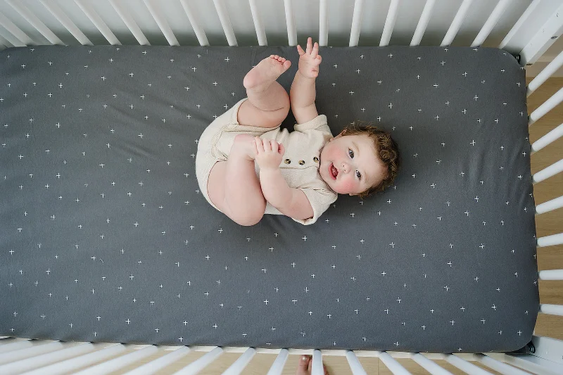 Anti - Pill Microfiber Sheets for a Smooth AppearanceEcolino® Crib Sheet, 100% Organic Cotton, Slate Twinkle