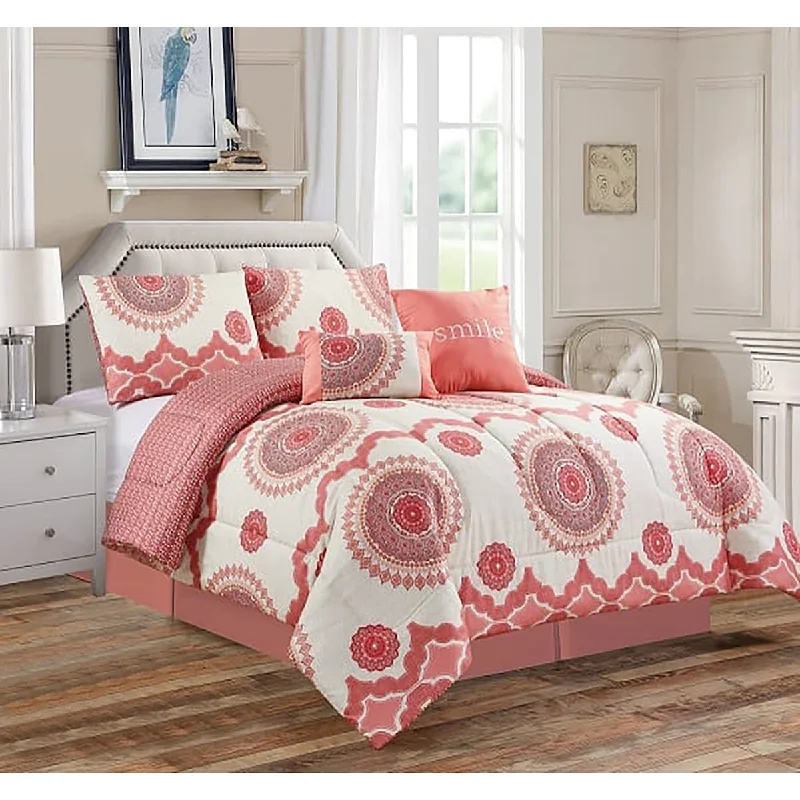 Latex - filled comforters with a bouncy texture and good support5 Piece Comforter Set Soft Bedding Light Pink Coral Queen Size