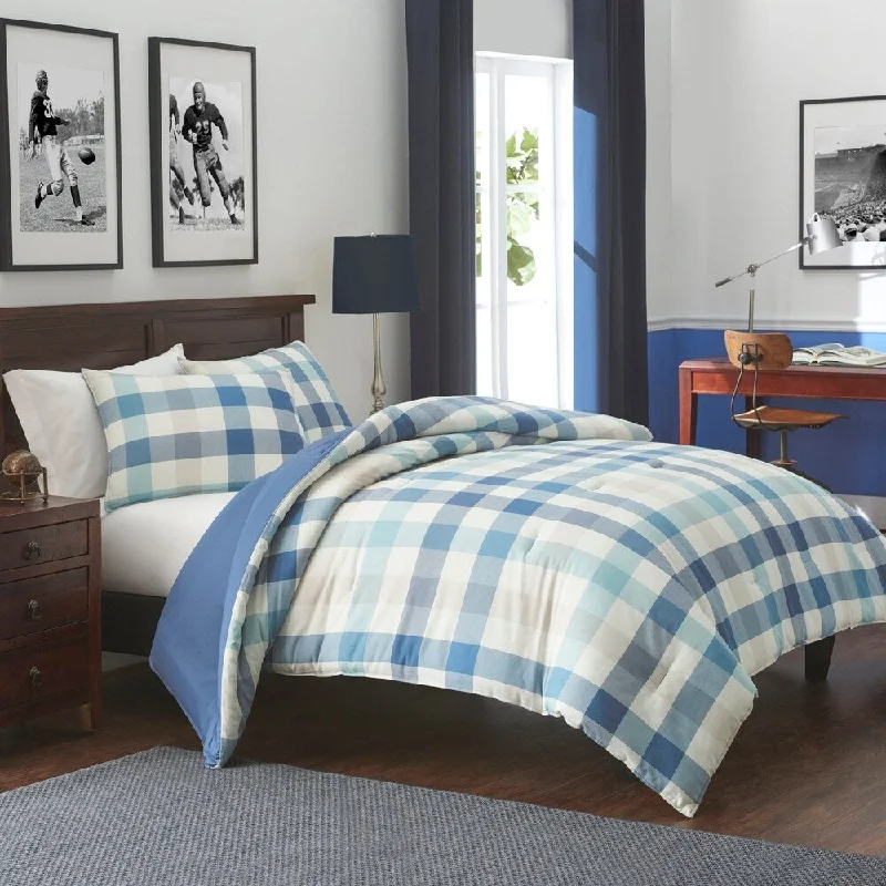 Full - size comforters suitable for full - sized beds in guest rooms or small bedroomsIZOD Waistfield Vintage Indigo Comforter Set