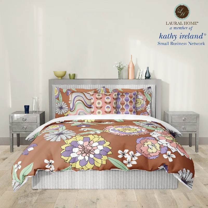 Wool - filled comforters with natural moisture - wicking and temperature - regulating featuresLaural Home kathy ireland® Small Business Network Member Retro Floral Bursts Queen Comforter - Full - Queen