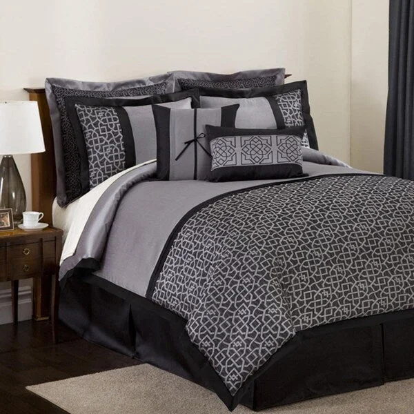 Full - size comforters suitable for full - sized beds in guest rooms or small bedroomsLush Decor Black/ Silver Geometrica Gala 8-piece Full-size Comforter Set