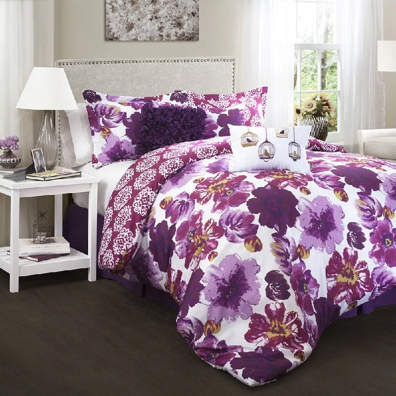 Duck down comforters with a softer feel and good warmth retentionLush Decor Leah 7-Piece Comforter Set