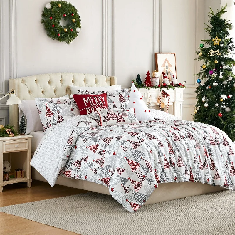 King - size comforters to fit large king - sized beds perfectlyMerry and Bright 6-Piece Holiday Comforter Set