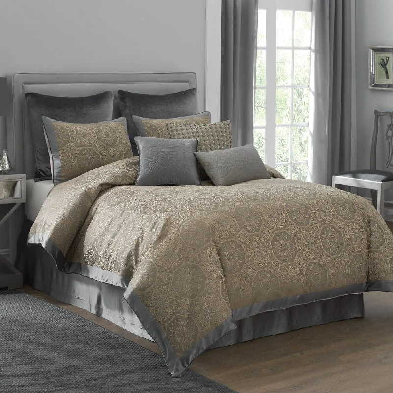 Silk - filled comforters for a luxurious and smooth touchModern Living Bergamo 4-piece Comforter Set