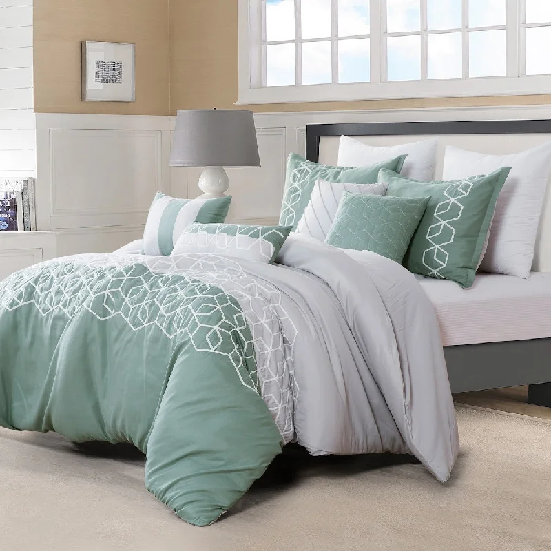 Bamboo - fiber - filled comforters with antibacterial and breathable qualitiesPorch & Den Skylar Polyester 7Pc Comforter Set - MINT