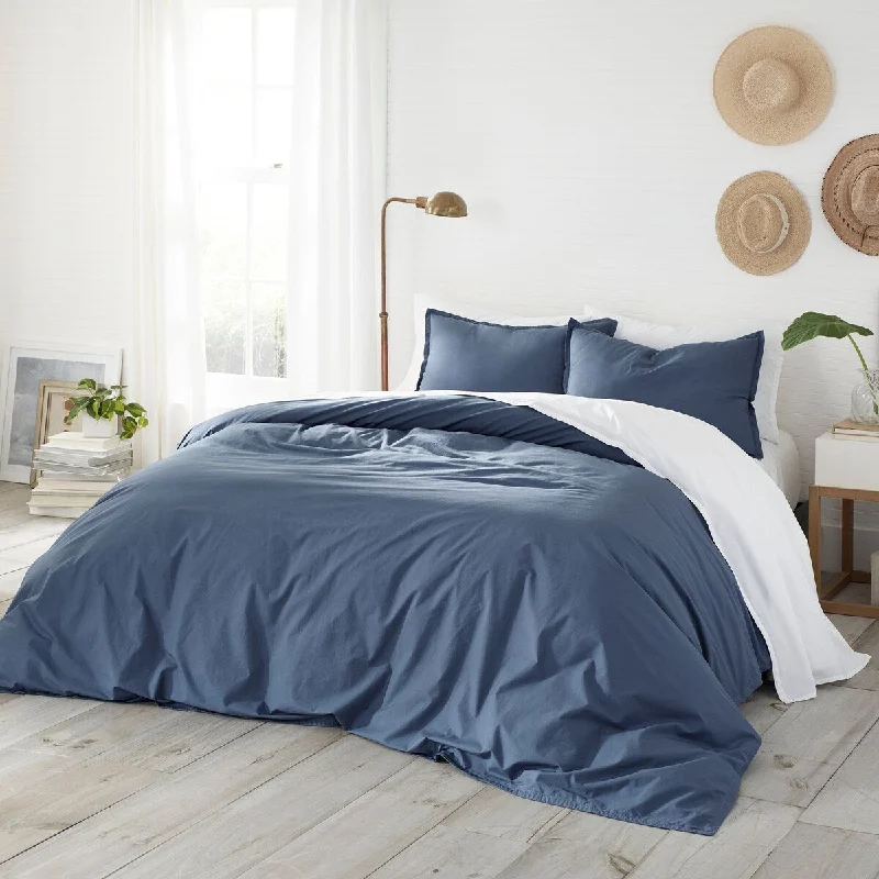 Latex - filled comforters with a bouncy texture and good supportSouthern Tide Coastline Twin Vintage Indigo Garment Washed Comforter Set