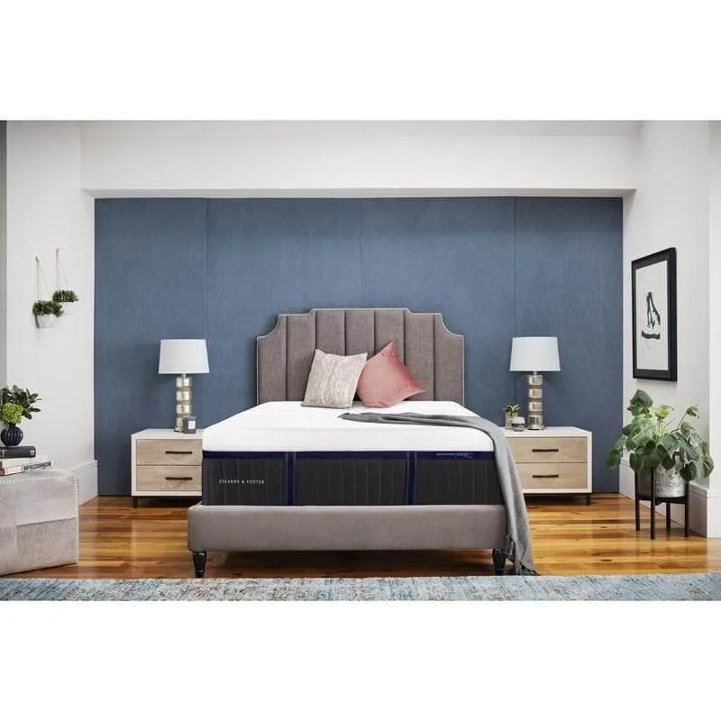 Hybrid mattresses combining foam and innerspring technologyStearns & Foster® 16" Chatham Isle Luxury Plush Hybrid Memory Foam Mattress