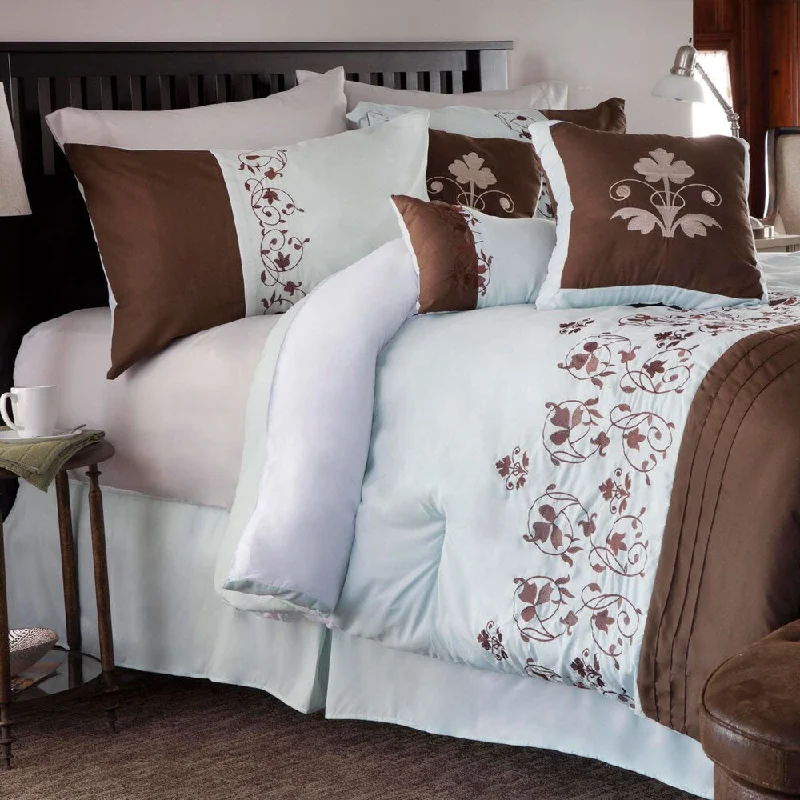 Silk - filled comforters for a luxurious and smooth touchWindsor Home 'Hannah' 7-piece Embroidered Comforter Set